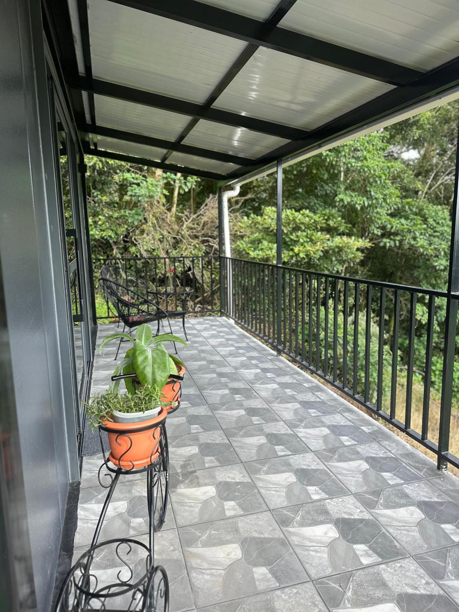 Dadirri House Minicasa Santa Elena Monteverde Buitenkant foto